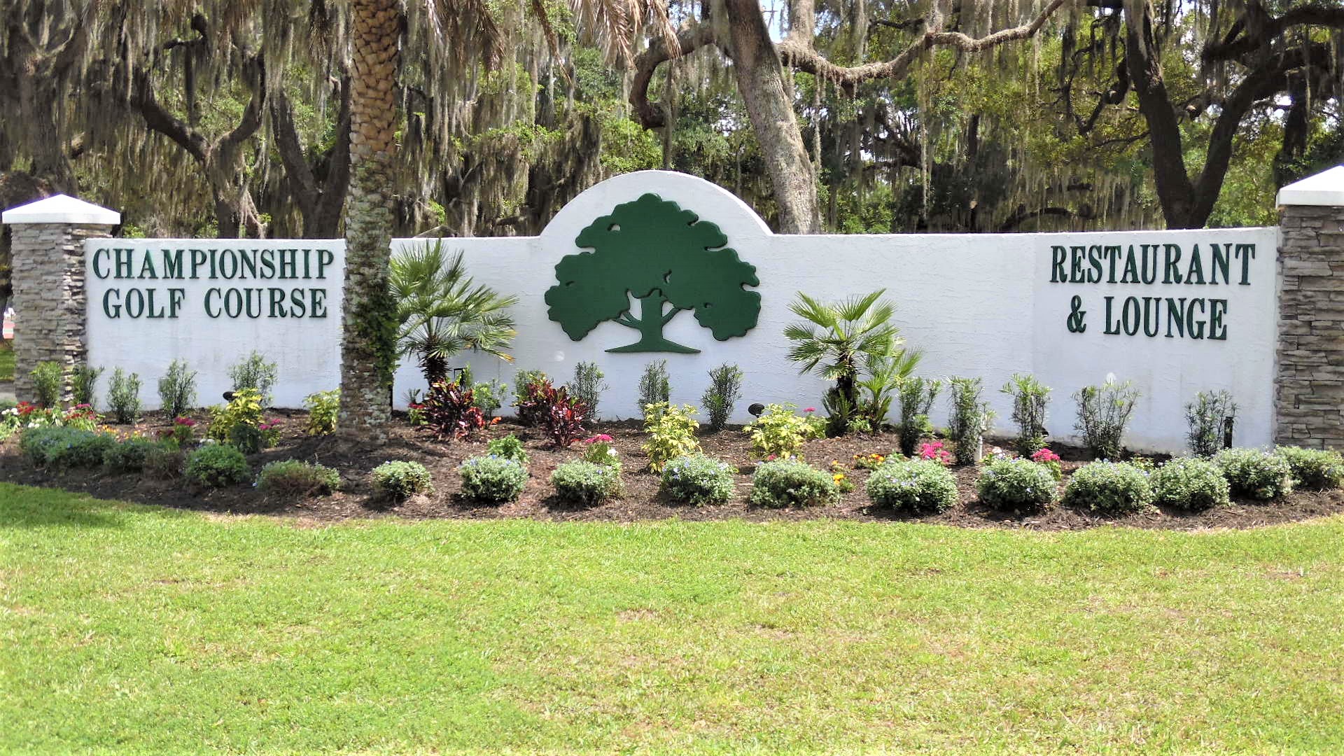 Continental Country Club entrance sign showing Championship Golf Course and Restaurant and Lounge in Wildwood Florida